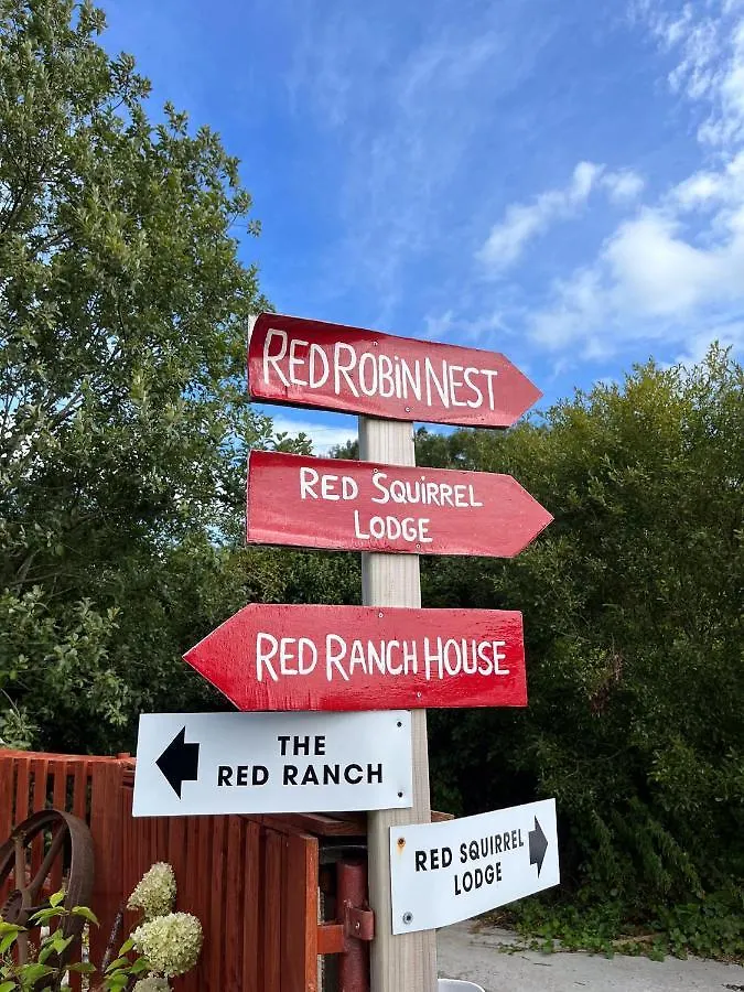 Red Squirrel Lodge Γκάλγουεϊ 0*,  Ιρλανδία
