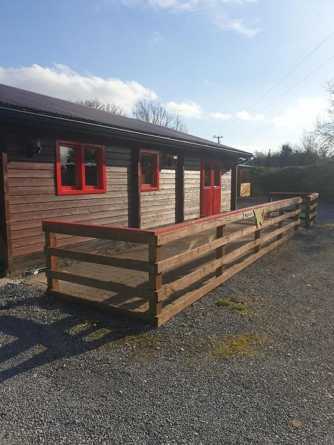 Red Squirrel Lodge Γκάλγουεϊ